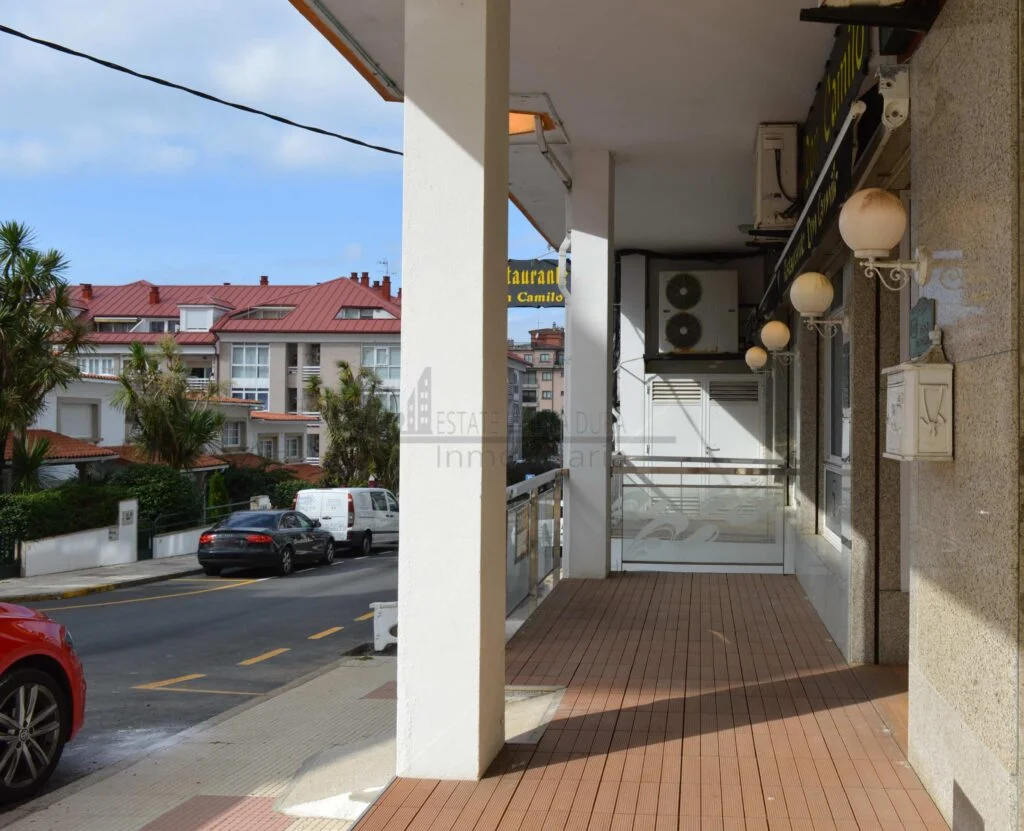 Se vende Local  comercial Sanxenxo pueblo, 250000 euros sueño en realidad! 📞🍽️🏆
