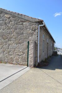 Se vende 2 casas con nave inmobiliaria en Pontevedra