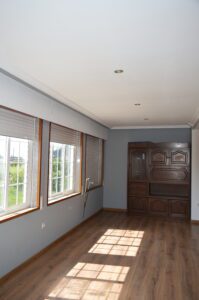 Se vende 2 casas con nave