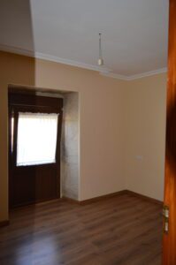 Se vende 2 casas con nave