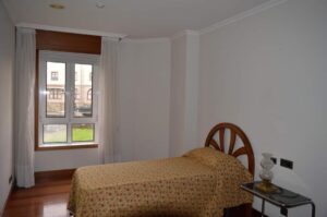 Se vende Piso Rosalía De Castro zona centro Pontevedr Estate piedra dura Alexander Fernandez agente inmobiliario, Sharon Fernandez agente inmobiliario calle Pontevedra, salvador moreno se vende piso en Pontevedra, Galicia, España