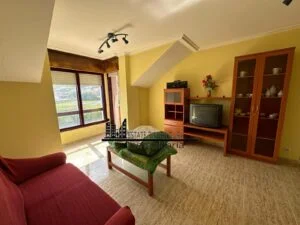 Piso en venta Avenida Outeiro, Raxó Poio, Pontevedra. 150.000 € estate piedra dura Alexander Fernandez agente inmobiliario,Sharon Fernandez agente inmobilario Pontevedra provincia galicia España