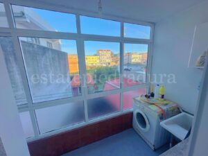 Piso en o grove cuarto de lavado